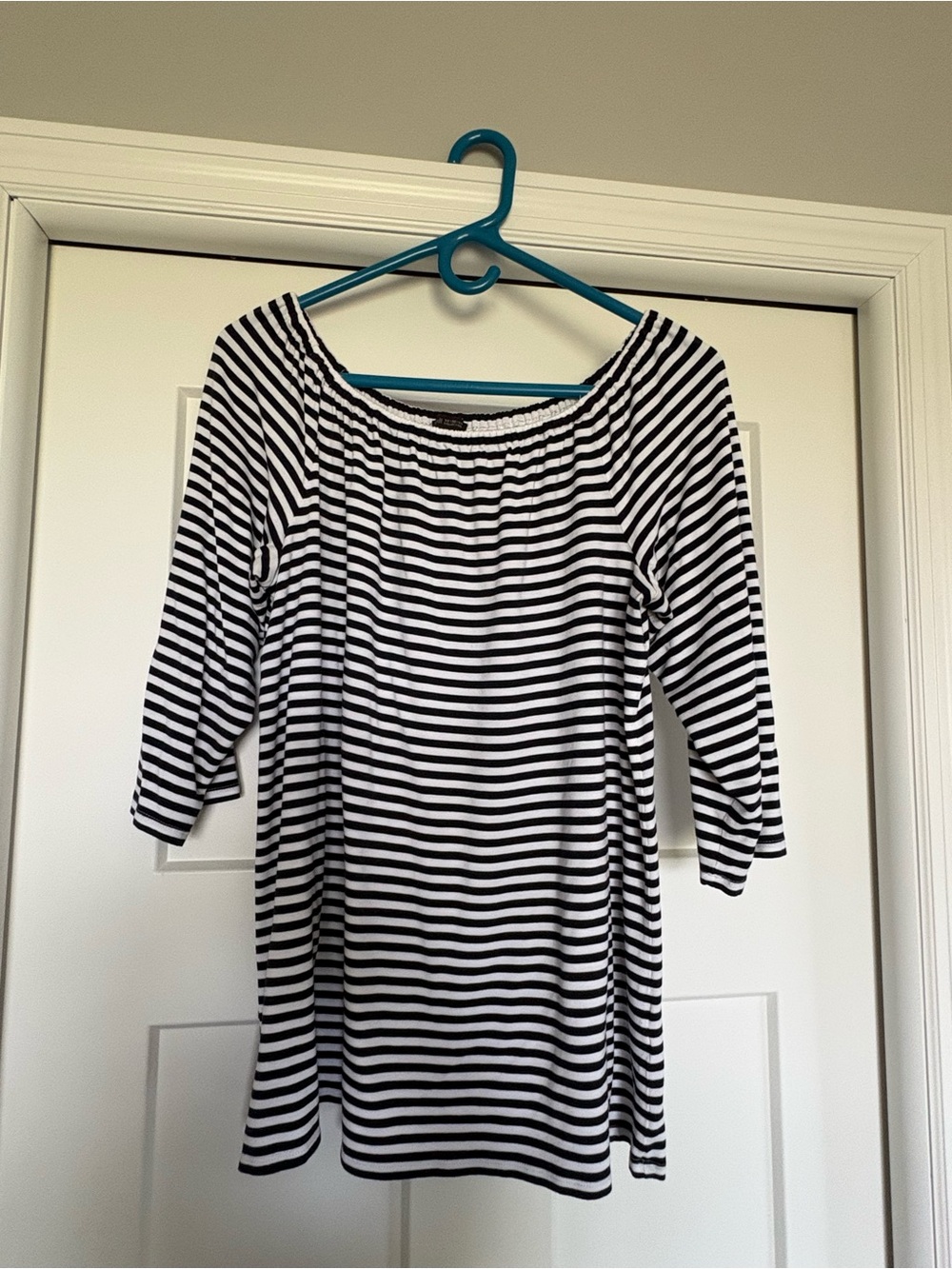 J. Jill Black & White Striped Off-Shoulder Tunic size M
